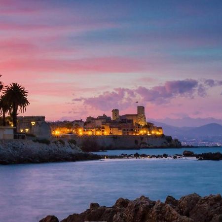 Amazing New Property In The Heart Of The Old Town Of Antibes Zewnętrze zdjęcie