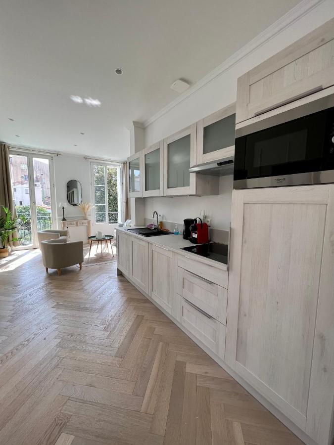 Amazing New Property In The Heart Of The Old Town Of Antibes Zewnętrze zdjęcie