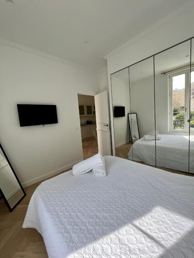 Amazing New Property In The Heart Of The Old Town Of Antibes Zewnętrze zdjęcie